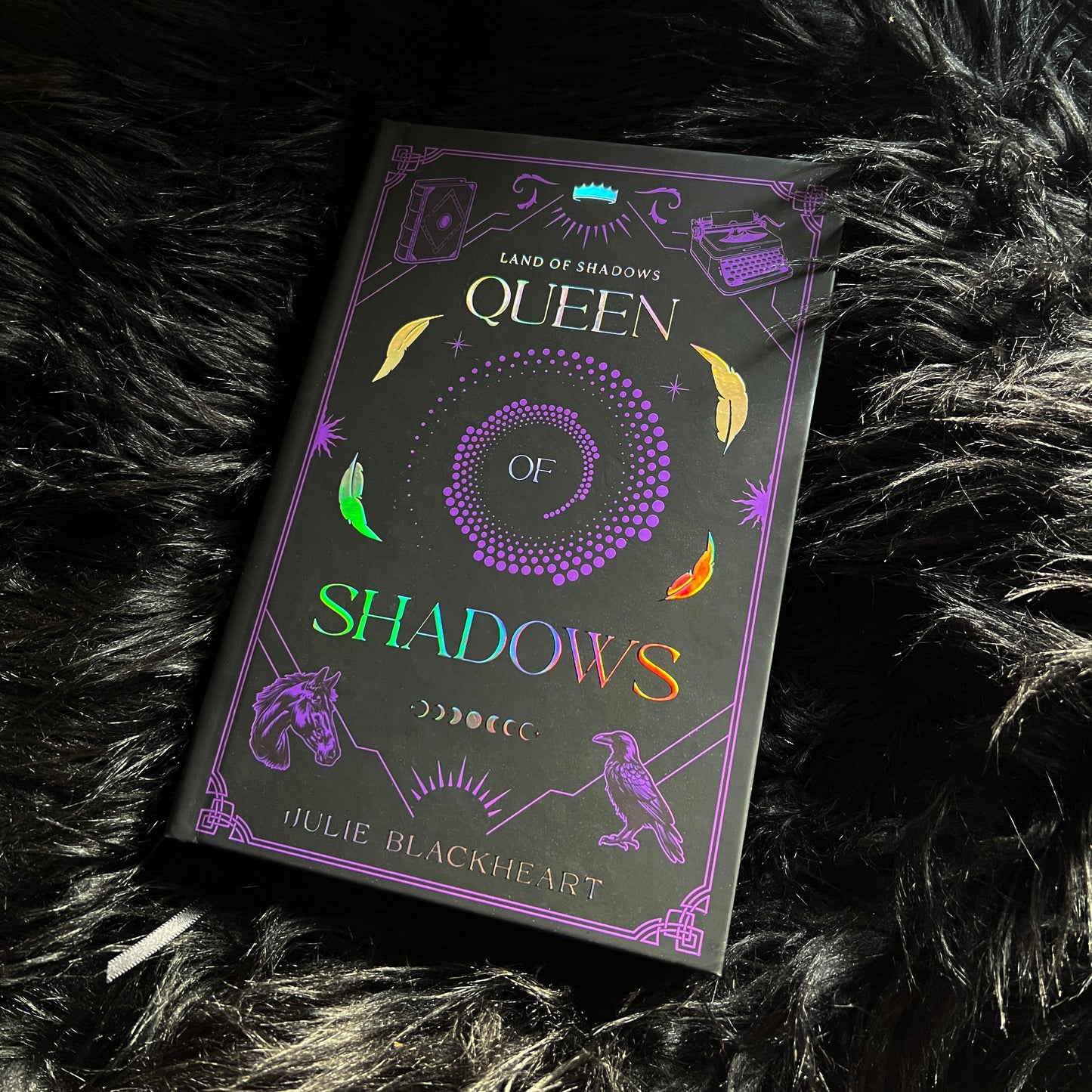 Queen of Shadows Special Edition Hardback (Morally Grey Fae Edition)